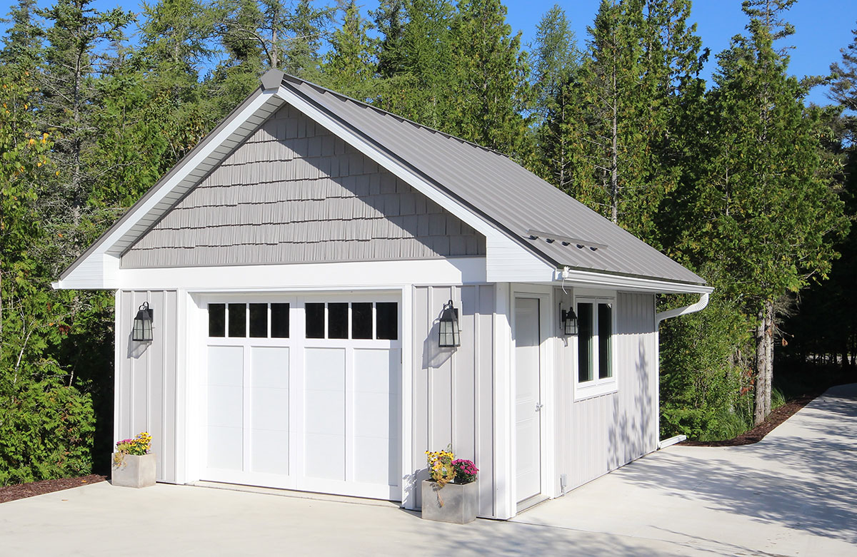 Single stall garage or garden shed • PortSide Builders