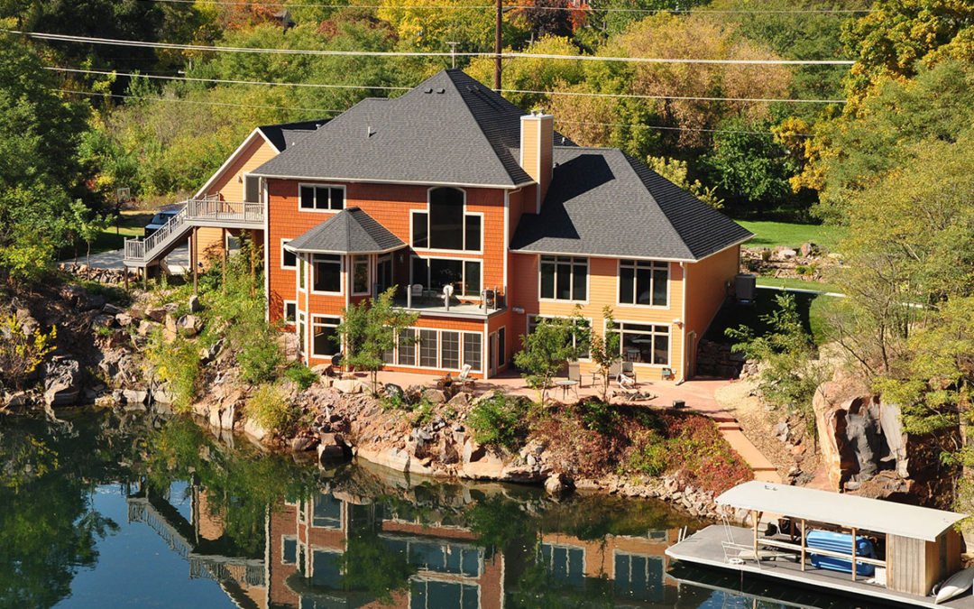 Waterfront Homes and Cottages