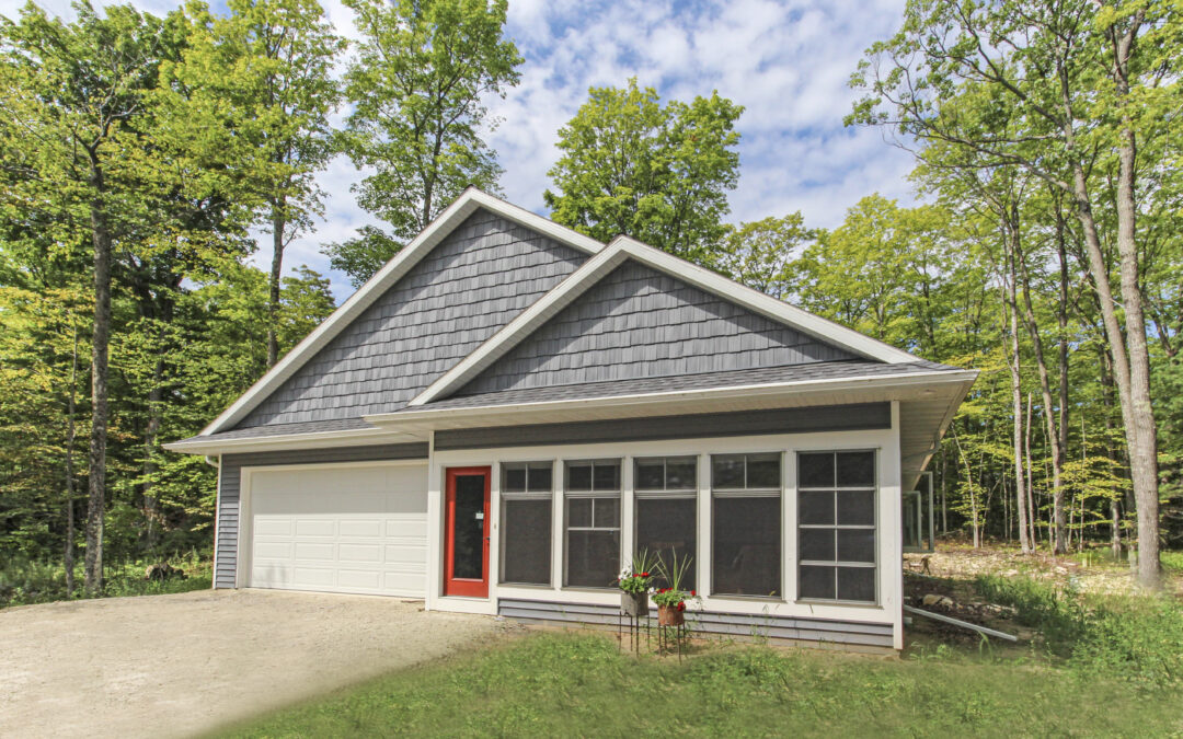 Contemporary Cottage on a Wooded Lot 3 Bed, 2.5 Bath