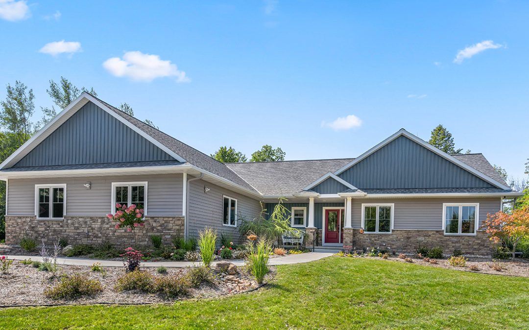 Ranch-Style Home with 3 Bedrooms, 3 Bath, and Sunroom