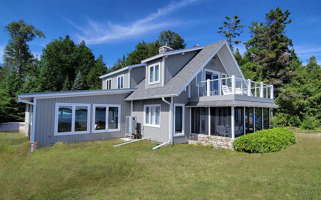 Music Room & Kithen Addition on Waterfront Cottage