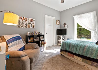 Bedroom with En suite Bathroom