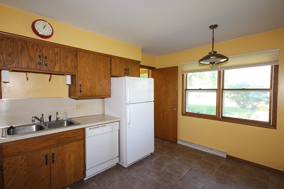 1970's Kitchen Before